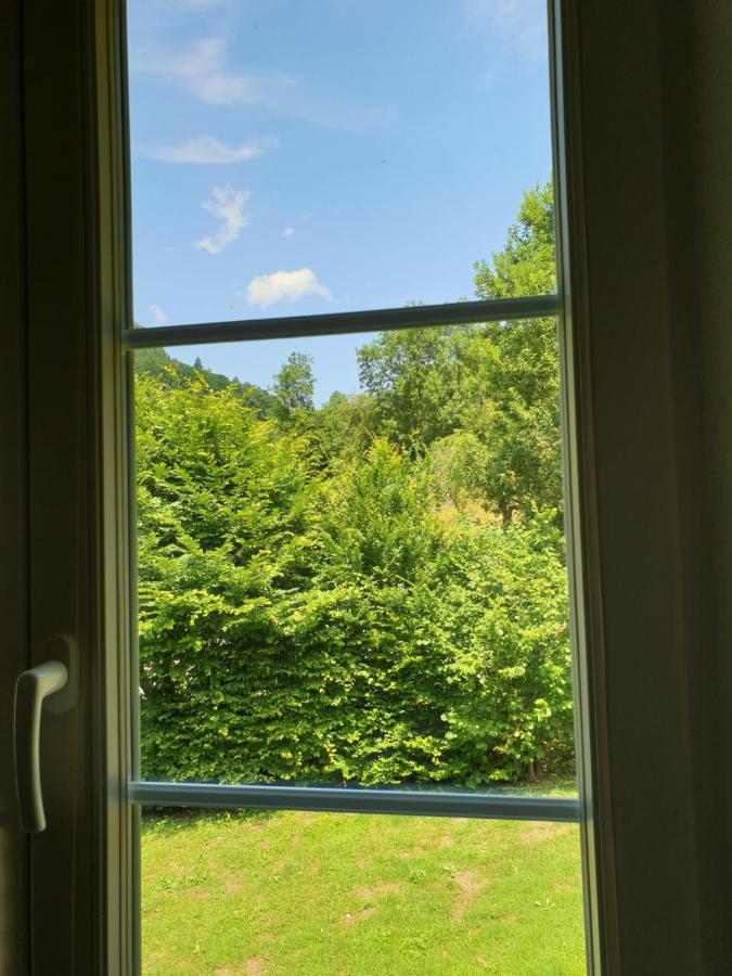 Agreable Chambre D'Hotes, Au Calme, Dans La Nature Roches Exterior foto